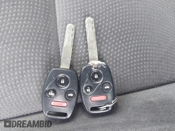 ✅ 2010 Honda Accord EX • VIN: 1HGCP2F77AA194516 • Lot: 43640651. Wystawiony na IAAI z przebiegiem 162 761 mil. Bezpłatny archiwum sprzedaży aukcyjnych z USA i szczegółowy raport historii pojazdu na DreamBid. Zdjęcie 11.