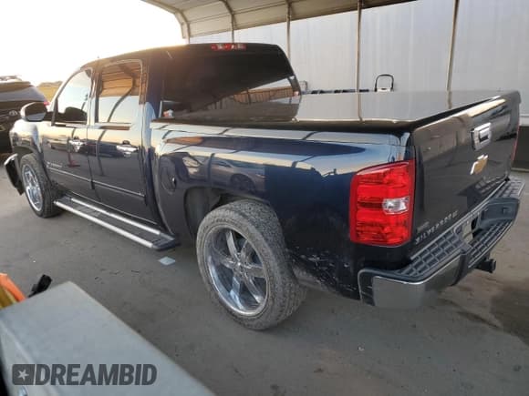 ✅ 2012 Chevrolet Silverado 1500 • VIN: 1GCPCSE7XCF165532 • Лот: 86780984. Опубликован ранее на Copart с пробегом 148 080 миль. Бесплатный доступ к архиву аукционных продаж из США и подробный отчёт об истории автомобиля на DreamBid. Изображение 2.