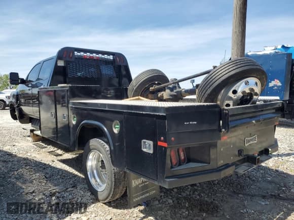 ✅ 2022 Chevrolet Silverado 1500 • VIN: 1HTKJPVM0NH686255 • Лот: 49403575. Опубликован ранее на Copart с пробегом 44 991 миль. Бесплатный доступ к архиву аукционных продаж из США и подробный отчёт об истории автомобиля на DreamBid. Изображение 2.