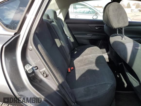 ✅ 2015 Nissan Altima 2.5 • VIN: 1N4AL3AP3FN917704 • Lot: 92343535. Listed on Copart with 85,220 mi. Free auction sales archive from the USA and detailed vehicle history report at DreamBid. Image 10.