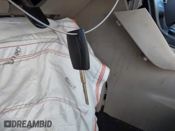 ✅ 2018 Ford Focus SE • VIN: 1FADP3K26JL326632 • Lot: 42888502. Wystawiony na IAAI z przebiegiem 103 809 mil. Bezpłatny archiwum sprzedaży aukcyjnych z USA i szczegółowy raport historii pojazdu na DreamBid. Zdjęcie 11.