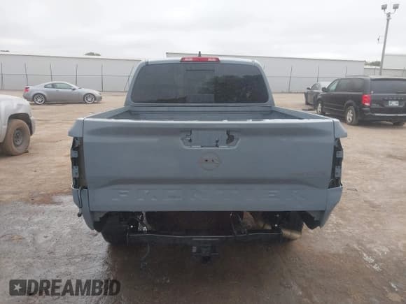 ✅ 2024 Nissan Frontier SV • VIN: 1N6ED1EK9RN671061 • Lot: 43376119. Listed on IAAI with 19,939 mi. Free auction sales archive from the USA and detailed vehicle history report at DreamBid. Image 17.