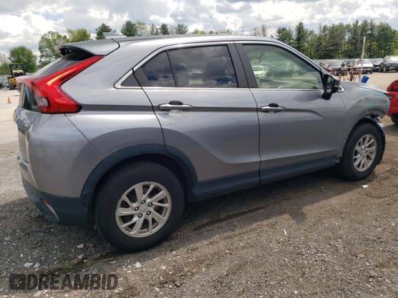 ✅ 2019 Mitsubishi Eclipse Cross ES • VIN: JA4AT3AA7KZ046213 • Лот: 56300285. Опубликован ранее на Copart с пробегом 97 789 миль. Бесплатный доступ к архиву аукционных продаж из США и подробный отчёт об истории автомобиля на DreamBid. Изображение 3.