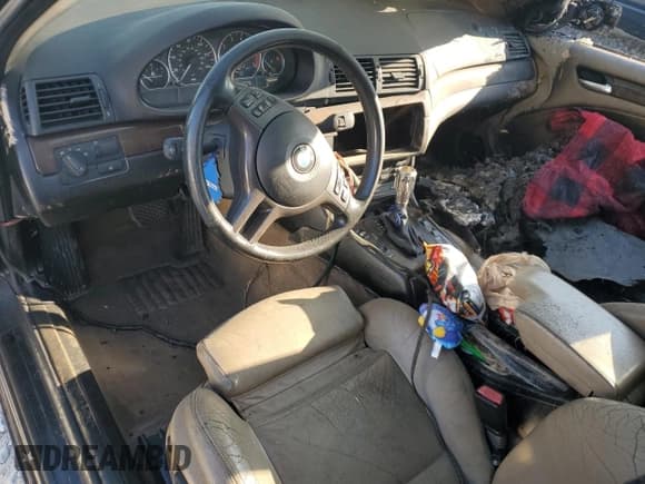 ✅ 2003 BMW 3 Series 330xi • VIN: WBAEW53463PG21738 • Лот: 72033514. Опубликован ранее на Copart с пробегом Не указан. Бесплатный доступ к архиву аукционных продаж из США и подробный отчёт об истории автомобиля на DreamBid. Изображение 8.