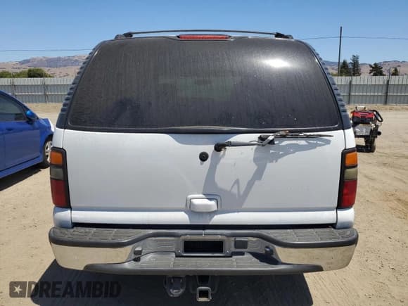 ✅ 2004 Chevrolet Tahoe LS • VIN: 1GNEC13T44J125146 • Lot: 67105365. Listed on Copart with 180,286 mi. Free auction sales archive from the USA and detailed vehicle history report at DreamBid. Image 6.