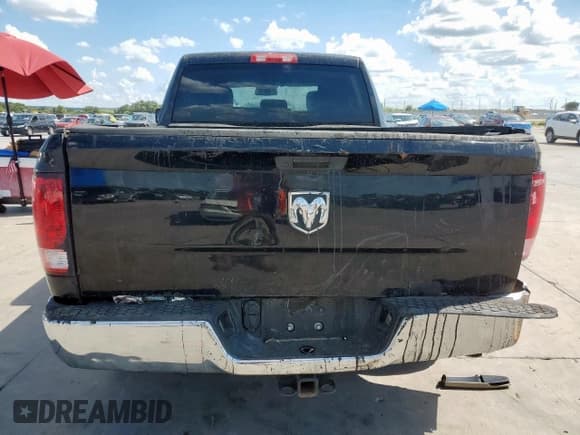 ✅ 2020 Ram 1500 Tradesman • VIN: 1C6RR6FG9LS144411 • Lot: 68915215. Wystawiony na Copart z przebiegiem 104 933 mil. Bezpłatny archiwum sprzedaży aukcyjnych z USA i szczegółowy raport historii pojazdu na DreamBid. Zdjęcie 6.
