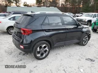 ✅ 2021 Hyundai Venue SEL • VIN: KMHRC8A3XMU093240 • Lot: 79058564. Wystawiony na Copart z przebiegiem 68 736 mil. Bezpłatny archiwum sprzedaży aukcyjnych z USA i szczegółowy raport historii pojazdu na DreamBid. Zdjęcie 3.