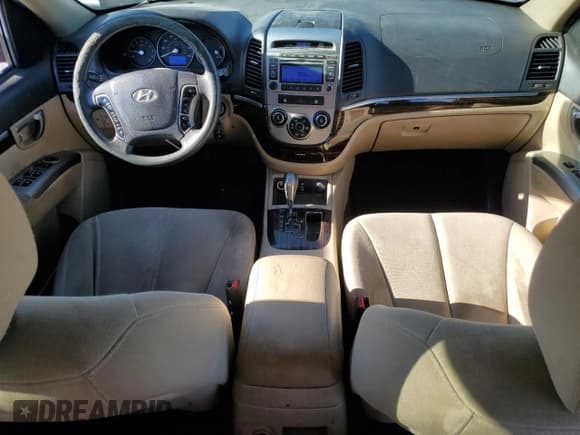 ✅ 2011 Hyundai Santa Fe GLS • VIN: 5XYZG3AB0BG002414 • Lot: 79320024. Listed on Copart with 180,763 mi. Free auction sales archive from the USA and detailed vehicle history report at DreamBid. Image 8.