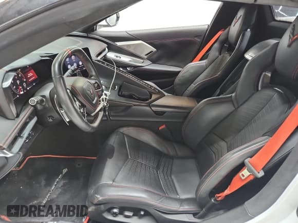 ✅ 2021 Chevrolet Corvette 3LT • VIN: 1G1YC3D49M5107445 • Lot: 62633375. Listed on Copart with 17,869 mi. Free auction sales archive from the USA and detailed vehicle history report at DreamBid. Image 7.