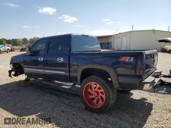 ✅ 2006 GMC Sierra 1500 SLE2 • VIN: 2GTEK13T661242199 • Lot: 70198294. Wystawiony na Copart z przebiegiem 143 288 mil. Bezpłatny archiwum sprzedaży aukcyjnych z USA i szczegółowy raport historii pojazdu na DreamBid. Zdjęcie 2.