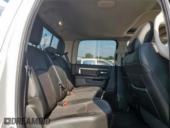 ✅ 2015 Ram 1500 Sport • VIN: 1C6RR7MT3FS610988 • Лот: 68438395. Опубликован ранее на Copart с пробегом 164 797 миль. Бесплатный доступ к архиву аукционных продаж из США и подробный отчёт об истории автомобиля на DreamBid. Изображение 10.