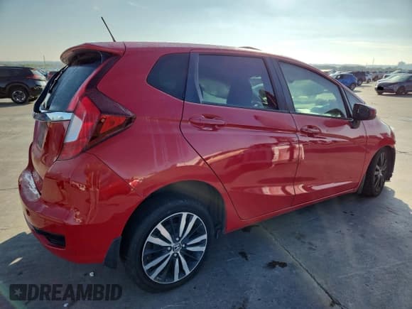 ✅ 2019 Honda Fit EX • VIN: 3HGGK5H88KM718073 • Lot: 82775175. Wystawiony na Copart z przebiegiem 108 830 mil. Bezpłatny archiwum sprzedaży aukcyjnych z USA i szczegółowy raport historii pojazdu na DreamBid. Zdjęcie 3.