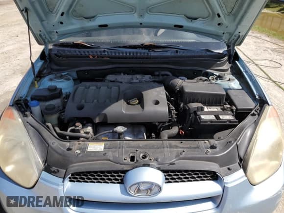 ✅ 2010 Hyundai Accent GS • VIN: KMHCM3AC4AU152803 • Лот: 57549265. Опубликован ранее на Copart с пробегом 131 396 миль. Бесплатный доступ к архиву аукционных продаж из США и подробный отчёт об истории автомобиля на DreamBid. Изображение 11.