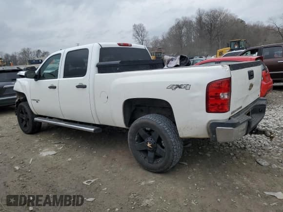 ✅ 2008 Chevrolet Silverado 2500HD Work Truck • VIN: 1GCHK23K18F175453 • Lot: 44219344. Wystawiony na Copart z przebiegiem Nie podano. Bezpłatny archiwum sprzedaży aukcyjnych z USA i szczegółowy raport historii pojazdu na DreamBid. Zdjęcie 2.
