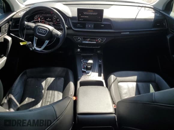 ✅ 2018 Audi Q5 Premium Plus • VIN: WA1BNAFYXJ2210036 • Lot: 87052235. Wystawiony na Copart z przebiegiem 92 179 mil. Bezpłatny archiwum sprzedaży aukcyjnych z USA i szczegółowy raport historii pojazdu na DreamBid. Zdjęcie 8.