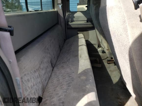 ✅ 1999 Ford F-350 XL • VIN: 1FTSX31F5XED18542 • Лот: 43194315. Опубликован ранее на Copart с пробегом 240 523 миль. Бесплатный доступ к архиву аукционных продаж из США и подробный отчёт об истории автомобиля на DreamBid. Изображение 10.