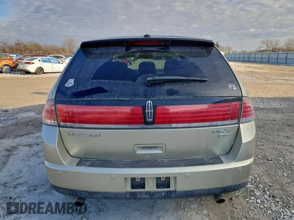 ✅ 2010 Lincoln MKX • VIN: 2LMDJ8JC3ABJ05525 • Lot: 95534955. Listed on Copart with 146,776 mi. Free auction sales archive from the USA and detailed vehicle history report at DreamBid. Image 6.