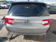 ✅ 2020 Honda Odyssey EX-L • VIN: 5FNRL6H73LB002088 • Lot: 43315595. Wystawiony na IAAI z przebiegiem 50 780 mil. Bezpłatny archiwum sprzedaży aukcyjnych z USA i szczegółowy raport historii pojazdu na DreamBid. Zdjęcie 17.