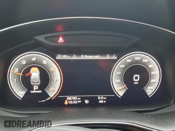 ✅ 2019 Audi Q8 Premium Plus • VIN: WA1EVAF14KD025616 • Лот: 70430815. Опубликован ранее на Copart с пробегом 98 785 миль. Бесплатный доступ к архиву аукционных продаж из США и подробный отчёт об истории автомобиля на DreamBid. Изображение 9.