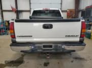 ✅ 2000 Chevrolet Silverado 1500 • VIN: 1GCEK19T6YZ356947 • Лот: 90831945. Опубликован ранее на Copart с пробегом 372 105 миль. Бесплатный доступ к архиву аукционных продаж из США и подробный отчёт об истории автомобиля на DreamBid. Изображение 6.