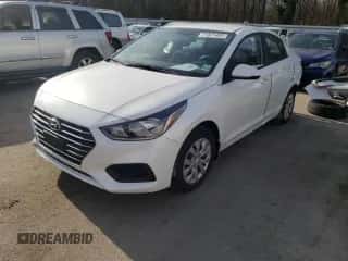 2020 Hyundai Accent SE with VIN 3KPC24A66LE125629, listed as a Copart auction lot 71871492 with 15,689 mi miles and . Bid and sale history available at DreamBid. Image 1.