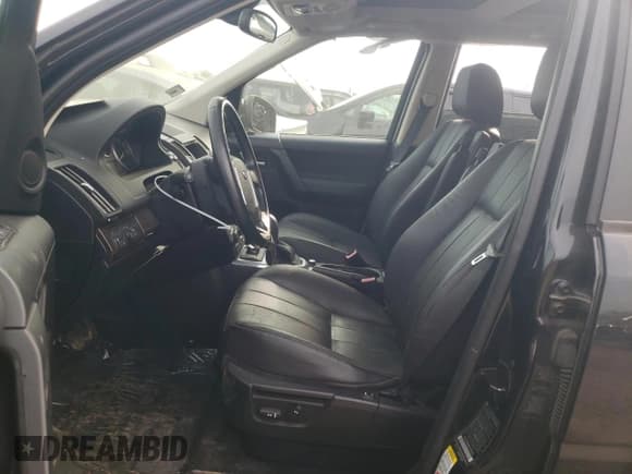 ✅ 2011 Land Rover LR2 HSE • VIN: SALFR2BN8BH275746 • Lot: 75061324. Wystawiony na Copart z przebiegiem Nie podano. Bezpłatny archiwum sprzedaży aukcyjnych z USA i szczegółowy raport historii pojazdu na DreamBid. Zdjęcie 7.