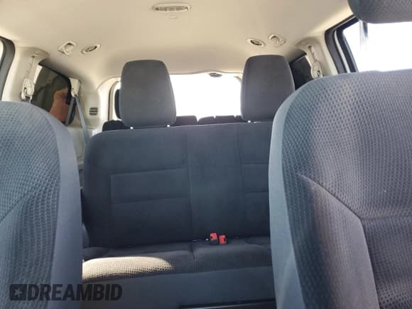 ✅ 2019 Dodge Grand Caravan SE • VIN: 2C4RDGBG9KR528045 • Лот: 64601795. Опубликован ранее на Copart с пробегом 130 189 миль. Бесплатный доступ к архиву аукционных продаж из США и подробный отчёт об истории автомобиля на DreamBid. Изображение 10.