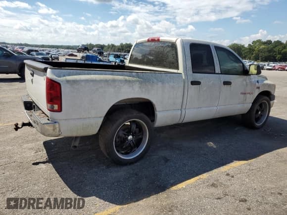 ✅ 2006 Dodge 1500 SLT • VIN: 1D7HA18216J244020 • Лот: 71936754. Опубликован ранее на Copart с пробегом 177 149 миль. Бесплатный доступ к архиву аукционных продаж из США и подробный отчёт об истории автомобиля на DreamBid. Изображение 3.