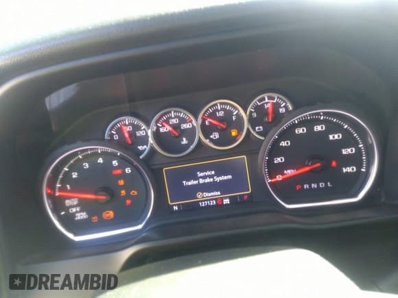 ✅ 2020 Chevrolet Silverado 1500 RST • VIN: 1GCUYEEL6LZ264236 • Lot: 41617642. Wystawiony na IAAI z przebiegiem 127 123 mil. Bezpłatny archiwum sprzedaży aukcyjnych z USA i szczegółowy raport historii pojazdu na DreamBid. Zdjęcie 7.