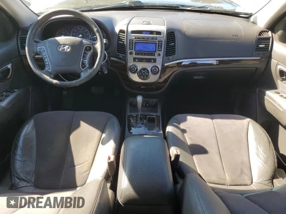 ✅ 2011 Hyundai Santa Fe SE • VIN: 5XYZHDAG5BG014279 • Lot: 87061945. Listed on Copart with 118,406 mi. Free auction sales archive from the USA and detailed vehicle history report at DreamBid. Image 8.