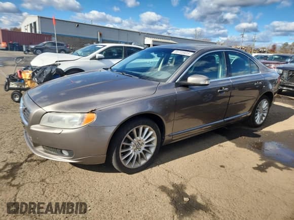 ✅ 2009 Volvo S80 I6 Turbo • VIN: YV1AH992991092975 • Лот: 85705935. Опубликован ранее на Copart с пробегом 204 138 миль. Бесплатный доступ к архиву аукционных продаж из США и подробный отчёт об истории автомобиля на DreamBid. Изображение 1.