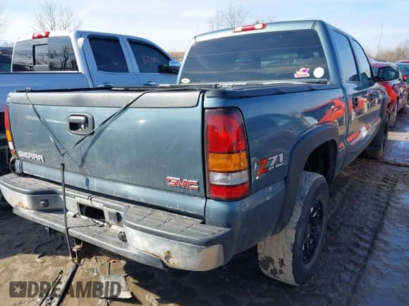2006 GMC Sierra 1500 SLE1 с VIN 2GTEK13T661145228, выставлен на аукционе IAAI как лот 41668805 с пробегом 183 860 миль миль и . История ставок и продаж доступна на DreamBid. Изображение 4.
