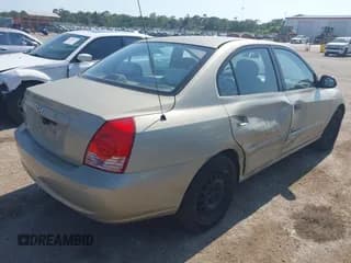 ✅ 2005 Hyundai Elantra GLS • VIN: KMHDN46D25U066338 • Lot: 42112570. Wystawiony na IAAI z przebiegiem 200 809 mil. Bezpłatny archiwum sprzedaży aukcyjnych z USA i szczegółowy raport historii pojazdu na DreamBid. Zdjęcie 4.