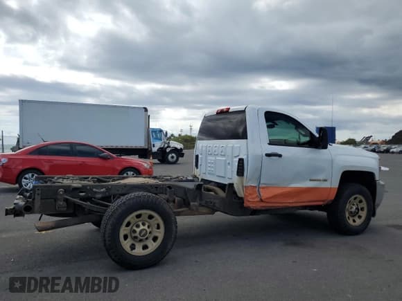✅ 2016 Chevrolet Silverado 2500HD Work Truck • VIN: 1GC0CUEG6GZ302936 • Lot: 66422055. Listed on Copart with 98,256 mi. Free auction sales archive from the USA and detailed vehicle history report at DreamBid. Image 3.