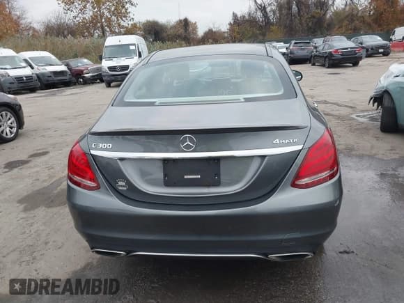✅ 2017 Mercedes-Benz C 300 • VIN: 55SWF4KB4HU209283 • Lot: 43716778. Listed on IAAI with 102,596 mi. Free auction sales archive from the USA and detailed vehicle history report at DreamBid. Image 17.