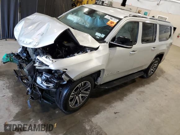✅ 2024 Jeep Wagoneer Series II • VIN: 1C4SJSBP3RS172892 • Lot: 80627905. Listed on Copart with 32,116 mi. Free auction sales archive from the USA and detailed vehicle history report at DreamBid. Image 1.