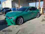 2024 Lexus IS 300 z VIN JTHDA1D23R5130806, wystawiony jako Copart lot #66090145 z przebiegiem 16 064 mil mil oraz Nie do naprawy • Non repairable. Historia ofert i sprzedaży dostępna na DreamBid. Obrazek 1.