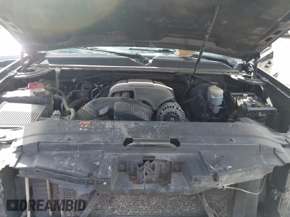 ✅ 2012 Chevrolet Suburban LT • VIN: 1GNSCJE05CR146514 • Lot: 28413650. Wystawiony na Copart z przebiegiem 230 681 mil. Bezpłatny archiwum sprzedaży aukcyjnych z USA i szczegółowy raport historii pojazdu na DreamBid. Zdjęcie 7.