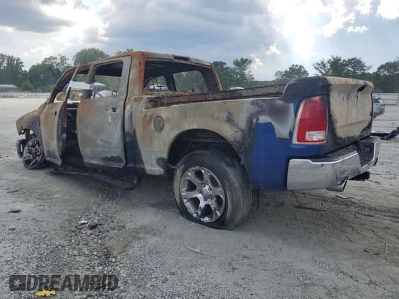 ✅ 2017 Ram 1500 Laramie • VIN: 1C6RR7VM5HS523541 • Lot: 66430465. Wystawiony na Copart z przebiegiem Nie podano. Bezpłatny archiwum sprzedaży aukcyjnych z USA i szczegółowy raport historii pojazdu na DreamBid. Zdjęcie 2.