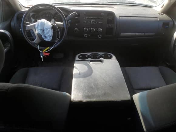 2012 Chevrolet Silverado 1500 LT z VIN 3GCPKSEA2CG239961, wystawiony jako Copart lot #43209765 z przebiegiem 213 500 mil mil oraz Szkoda całkowita • Salvage title. Historia ofert i sprzedaży dostępna na DreamBid. Obrazek 8.