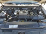 ✅ 2000 Lincoln Navigator • VIN: 5LMFU28A1YLJ33053 • Lot: 76778504. Listed on Copart with Not provided. Free auction sales archive from the USA and detailed vehicle history report at DreamBid. Image 13.