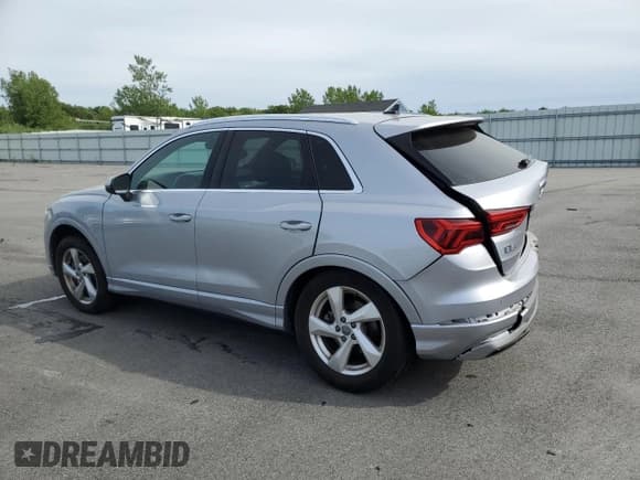 ✅ 2020 Audi Q3 Premium Plus • VIN: WA1BECF31L1048418 • Lot: 58637175. Wystawiony na Copart z przebiegiem 30 163 mil. Bezpłatny archiwum sprzedaży aukcyjnych z USA i szczegółowy raport historii pojazdu na DreamBid. Zdjęcie 2.