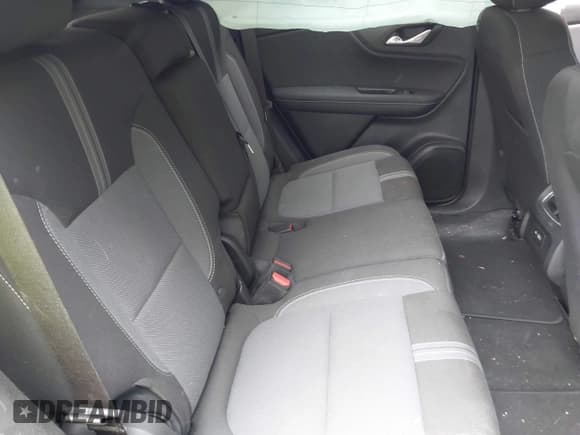 ✅ 2023 Chevrolet Blazer LT • VIN: 3GNKBHR49PS218066 • Lot: 42693176. Listed on IAAI with 21,409 mi. Free auction sales archive from the USA and detailed vehicle history report at DreamBid. Image 8.