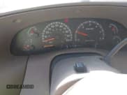 ✅ 2000 Ford Expedition XLT • VIN: 1FMRU156XYLC11937 • Lot: 43379771. Wystawiony na IAAI z przebiegiem Nie podano. Bezpłatny archiwum sprzedaży aukcyjnych z USA i szczegółowy raport historii pojazdu na DreamBid. Zdjęcie 7.