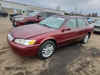 ✅ 2000 Toyota Camry LE • VIN: 4T1BF28K6YU950324 • Lot: 91318845. Listed on Copart with 93,361 mi. Free auction sales archive from the USA and detailed vehicle history report at DreamBid. Image 1.