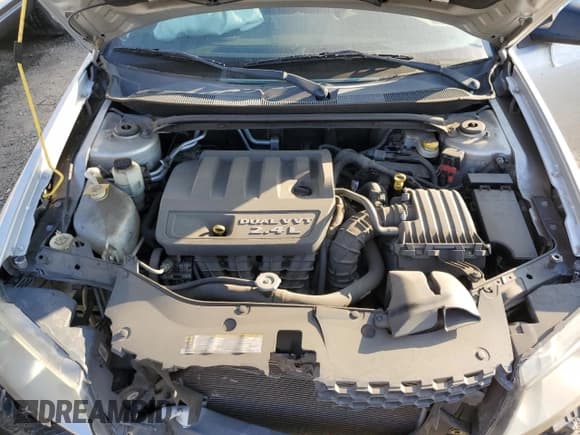 ✅ 2012 Dodge Avenger SE • VIN: 1C3CDZAB2CN223660 • Lot: 91323905. Listed on Copart with 128,133 mi. Free auction sales archive from the USA and detailed vehicle history report at DreamBid. Image 11.