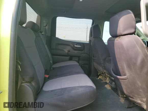 ✅ 2020 Chevrolet Silverado 1500 Custom Trail Boss • VIN: 1GCPYCEFXLZ234068 • Lot: 70592275. Wystawiony na Copart z przebiegiem 73 342 mil. Bezpłatny archiwum sprzedaży aukcyjnych z USA i szczegółowy raport historii pojazdu na DreamBid. Zdjęcie 10.