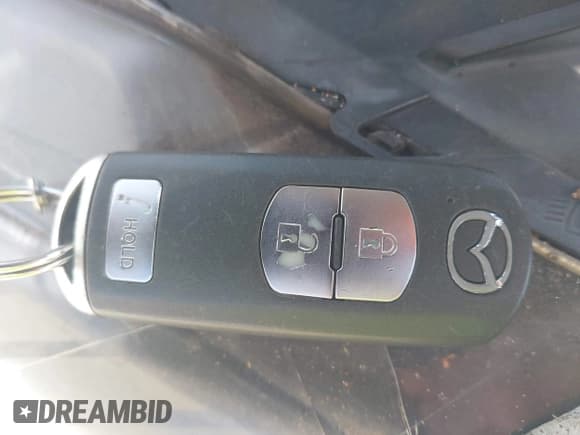 ✅ 2016 Mazda CX-5 Grand Touring • VIN: JM3KE2DY7G0782899 • Lot: 42949510. Wystawiony na IAAI z przebiegiem 85 502 mil. Bezpłatny archiwum sprzedaży aukcyjnych z USA i szczegółowy raport historii pojazdu na DreamBid. Zdjęcie 11.