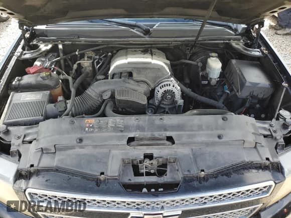 ✅ 2011 Chevrolet Suburban LT • VIN: 1GNSCJE02BR333983 • Lot: 64269244. Wystawiony na Copart z przebiegiem 177 125 mil. Bezpłatny archiwum sprzedaży aukcyjnych z USA i szczegółowy raport historii pojazdu na DreamBid. Zdjęcie 12.