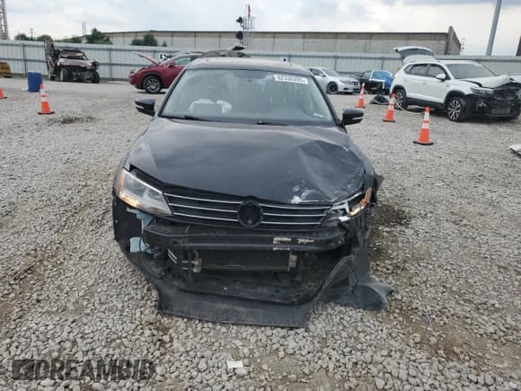 ✅ 2015 Volkswagen Jetta SE • VIN: 3VWD17AJXFM325546 • Lot: 62330395. Listed on Copart with 119,727 mi. Free auction sales archive from the USA and detailed vehicle history report at DreamBid. Image 5.